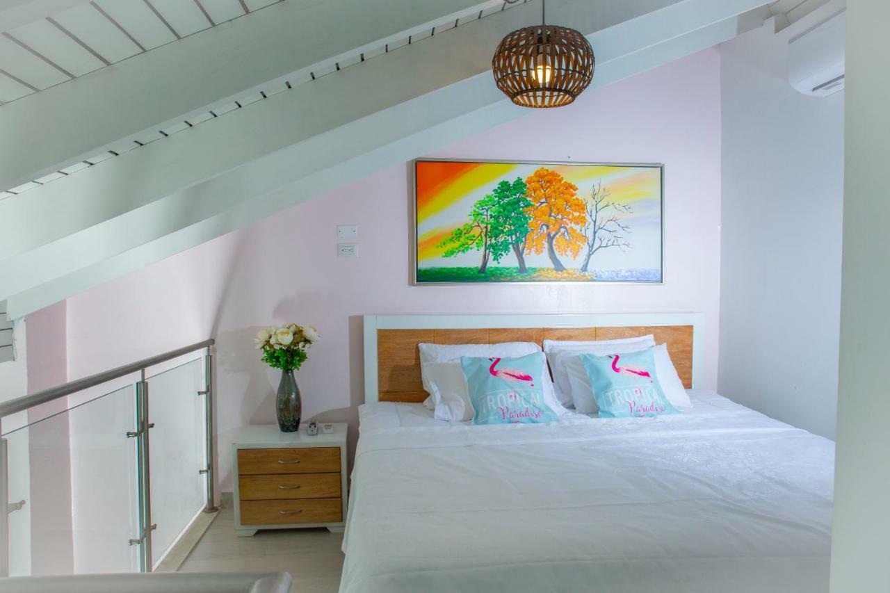 Casana Hotel Кукута Экстерьер фото