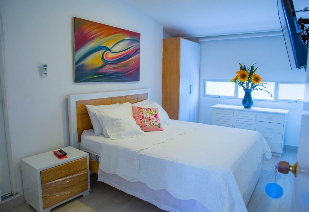 Casana Hotel Кукута Экстерьер фото